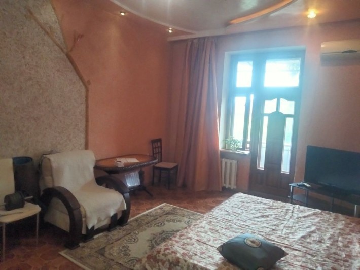 Недалеко от Привоза Сдам комнату с хозяином - фото 1