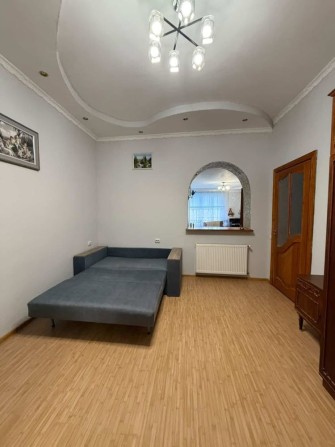 Здам в оренду кімнату для працюючої дівчинки - фото 1