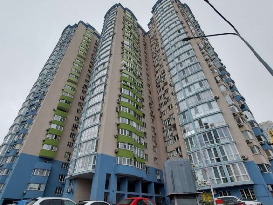 Продається 2-х кімнатна квартира по вул.Шумського Юрія, 3г Киев