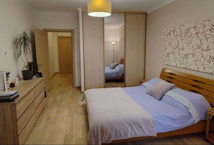 Продаж 3-к квартири вул. Бориспільська 12в - фото 1