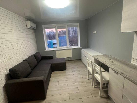 Продам 2к квартиру вул. Володимира Антоновича ( Свердлова) 10Б Дніпро