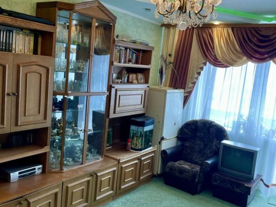 Сдам 2-х комнатную квартиру Левый берег 4 мкрн Каменское