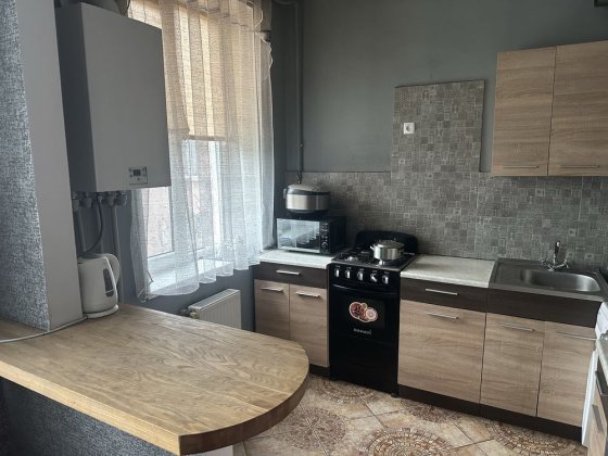 Сдам 2х ком в центре Каменское