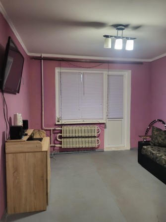 Сдам 1 -к , Л/б, 4 МКР. - фото 1