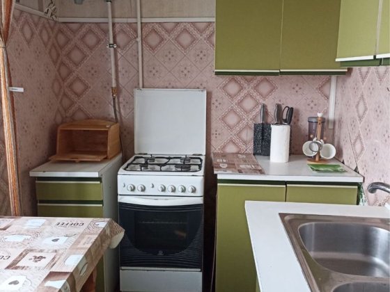 Сдам 1комн квартиру левый берег 10мкр Кам'янське