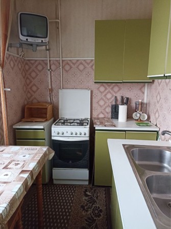 Сдам 1комн квартиру левый берег 10мкр - фото 1