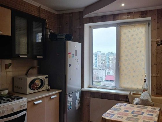 Сдам 3-комн. квартиру на Левом берегу, 10мкр. Каменское