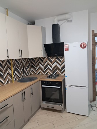 Прекрасна 1к.квартира з новим ремонтом, новою технікою, газовим котлом - фото 1