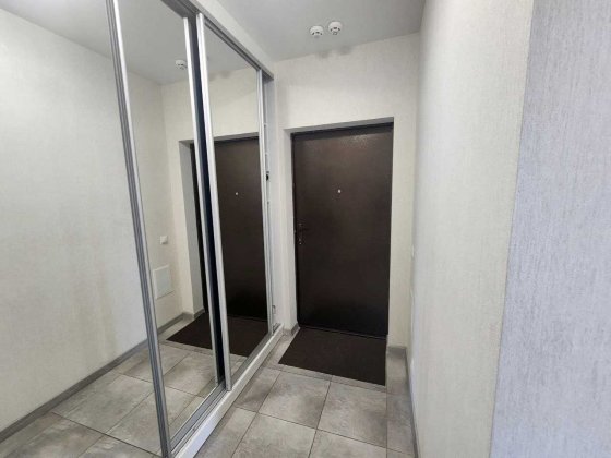 Перша оренда великої, сучасної двокімнатної квартири Вишгород