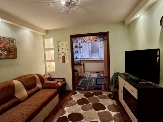 Аренда 1 ком. 44 кв.м. 10 мкрн. Левый берег Каменское