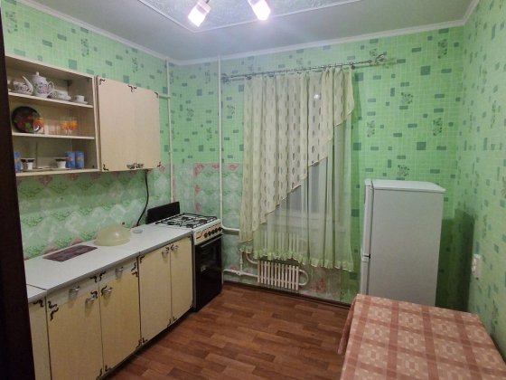 Сдам 2-ком.квартиру 4-мкр.Левый берег. Каменское