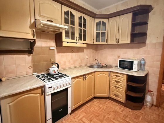 Сдам до лета недорого 1 комнатную квартиру в Аббо Чорноморськ