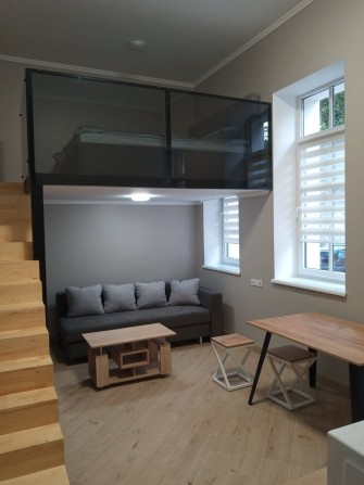 Нова квартира студія, центр старого міста - фото 1