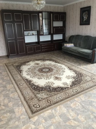 Владелец сдаёт в аренду 2х комнатную  квартиру в Каменце-Подольском. - фото 1