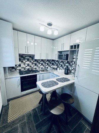 Здається в оренду 3 кімнтана квартира - фото 1