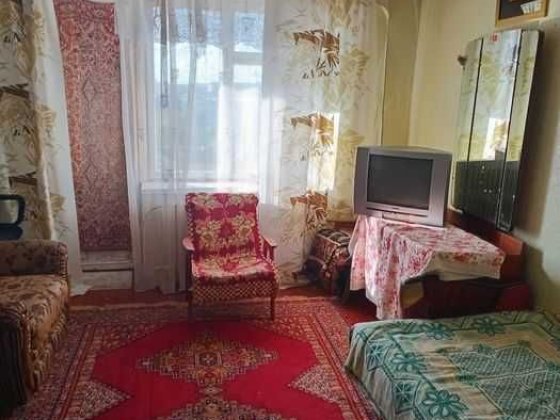 Однокімнатна в центрі Коростень