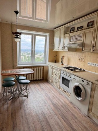 Оренда 3 кімнатної квартири в центрі - фото 1