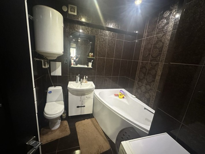 Сдам квартиру с гарним ремонтом - фото 1