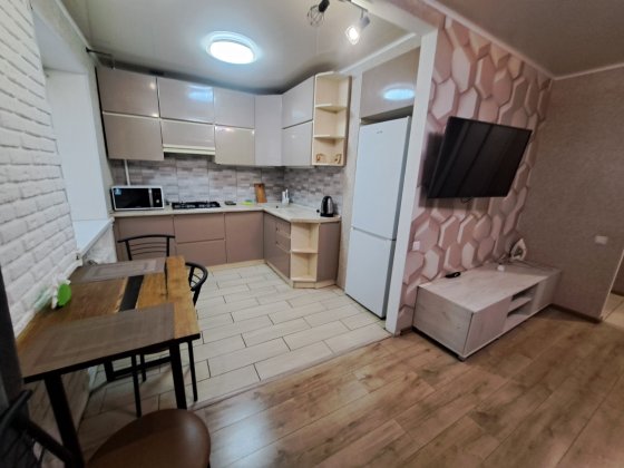 Аренда 1 ком.кв.ул.Дворцовая 17 в Центре Краматорск