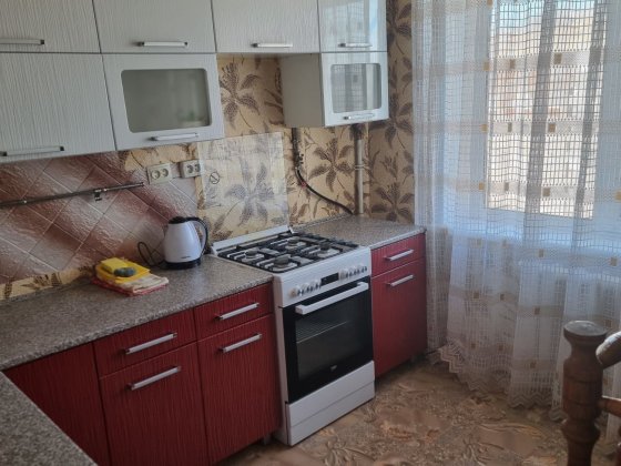 Сдаю 2х км квартиру на Лазурном 6000грн Краматорськ