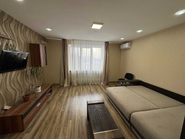 АРЕНДА 2-х комнатной квартиры ул АКАДЕМИЧЕСКАЯ, 68. - фото 1