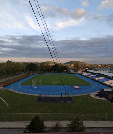 Здається велика однокімнатна біля Карпатії - фото 1