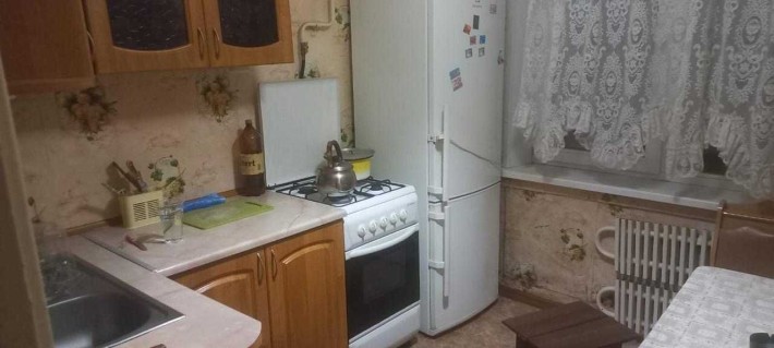 1 этаж Сдам 2 комнат балкон-лоджия кр. Рынок - фото 1