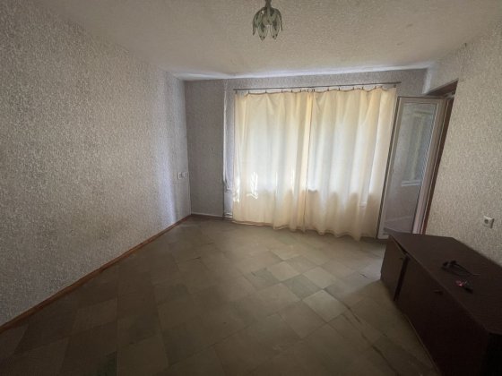 Здам 1 кв район  Сільпо Самар