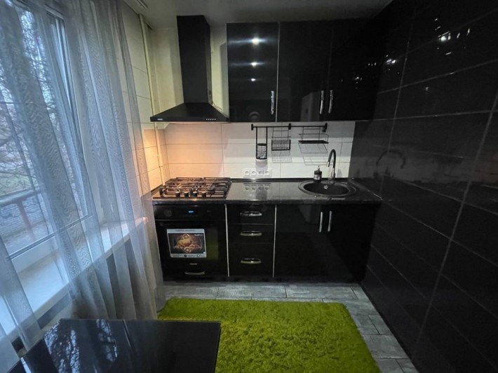 Однокімнатна квартира (студія) (від власника) - фото 1