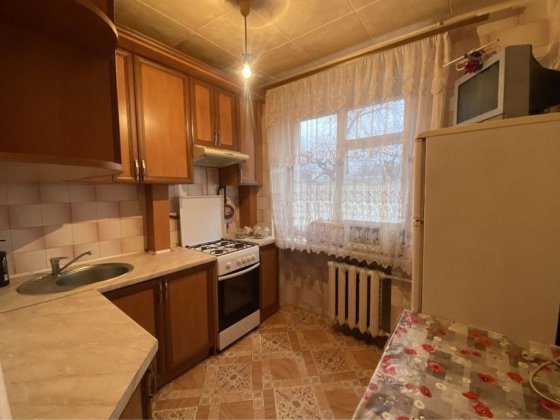 Сдам квартиру на две комнаты Павлоград