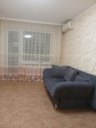 Здам 1-кімнатну квартиру на довготривалий термін - фото 1
