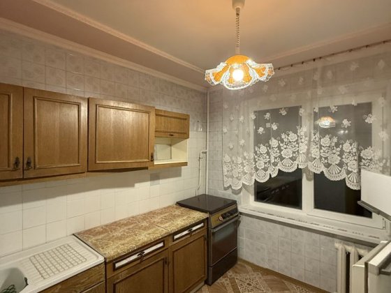 Сдается 2 комнтатная квартира. Центр. Славянск. Славянск