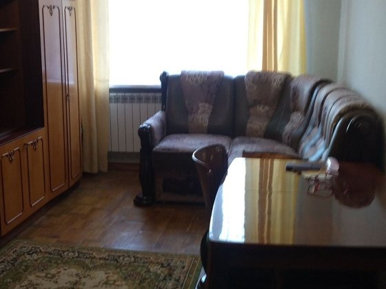 Здається 2 ккв на тривалий термін Трускавець Трускавец