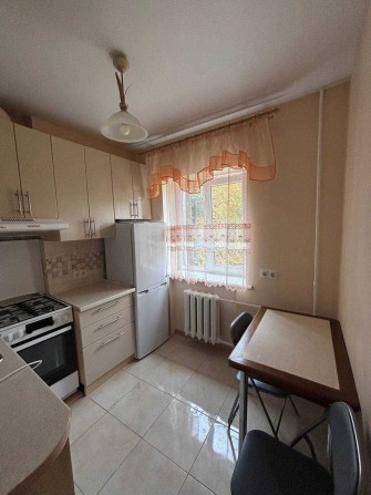 Пропонується 1 кімнатна квартира з хорошим ремонтом на Гречанах. - фото 1