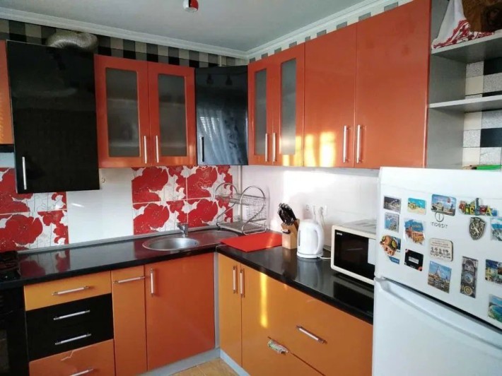 Пропонуємо хорошу 3х кімнатну квартиру на Південному -Заході - фото 1