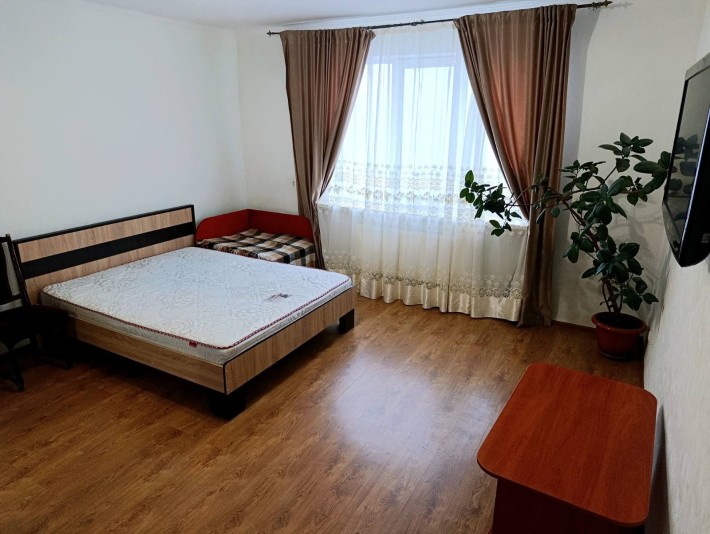 Оренда 1кімнатної Озерна Лісогринівецька - фото 1