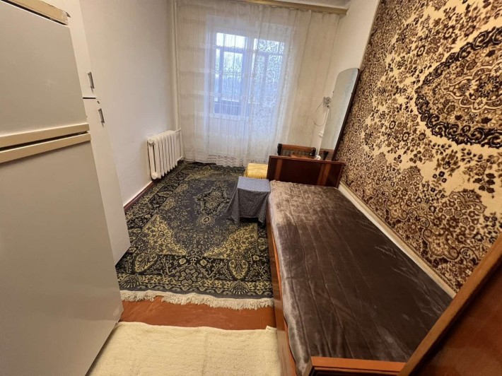 Оренда трьох кімнатної квартири Південно Захід - фото 1