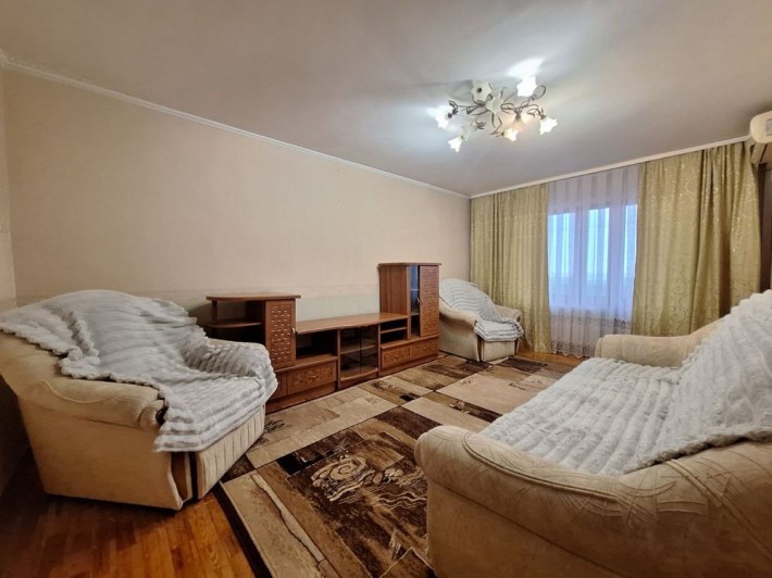 Здається в оренду 3-х кімн.квартира в м.Бориспіль по вул.Нова-2 центр - фото 1