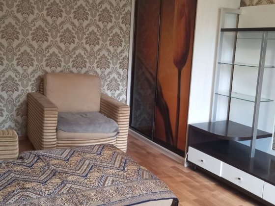 Здається 2к квартира в центрі. Меблі та техніка 1 поверх з 9 Хмельницкий