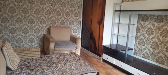 Здається 2к квартира в центрі. Меблі та техніка 1 поверх з 9 - фото 1