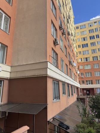 Оренда однокімнатної квартири, перший поверх, газ, лічильник на тепло - фото 1