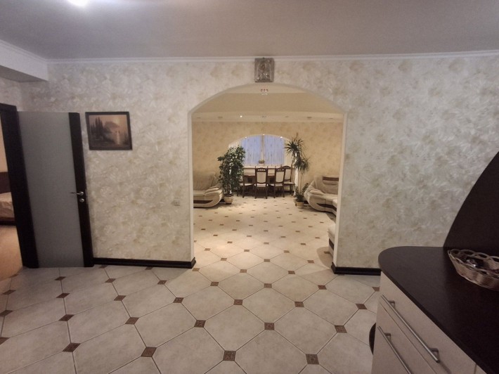 Оренда 2 -х кім квартири 87м.кв. центр - фото 1