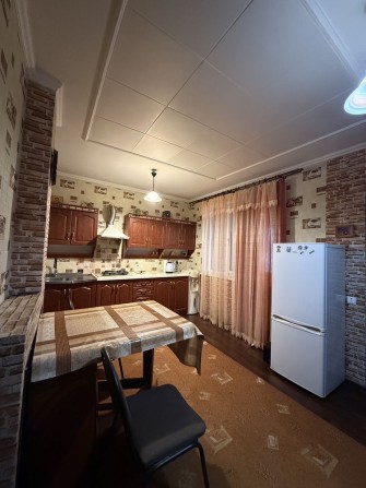 Здається в оренду простора 1-о кімн.квартира по вул.Оврашка - фото 1