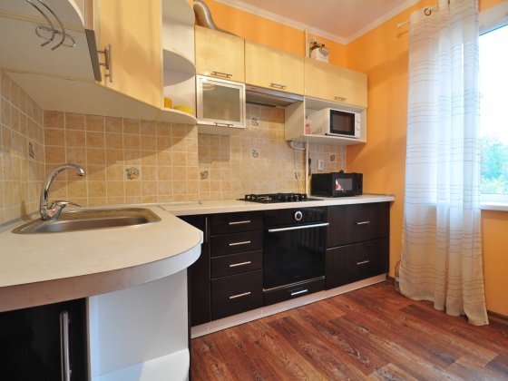 Укомплектована та стильна 1-кімнатна квартира в Центрі Белая Церковь