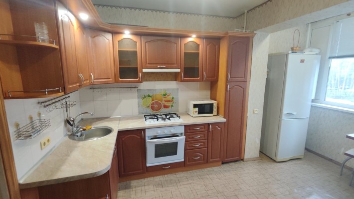 Затишна 2кімн. квартира з індивідуальним опаленнямв центрі Вишневого - фото 1