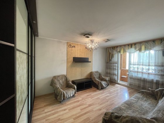 Оренда квартири Чорних Запорожців