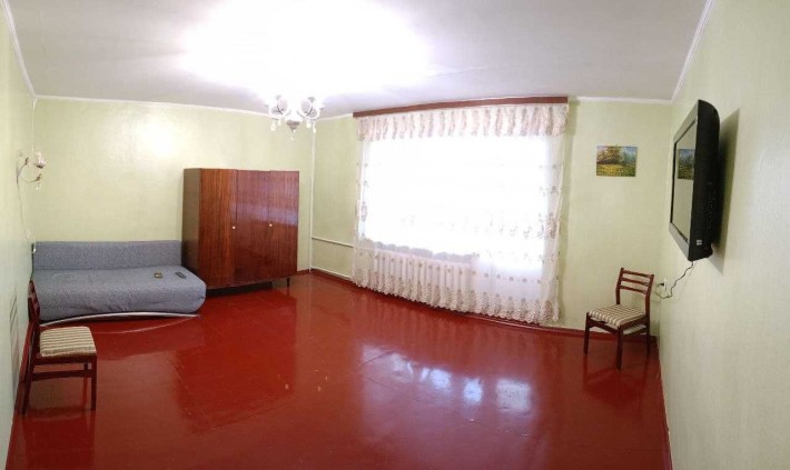 Сдам 1-ком квартиру г. Буча ул. Вокзальная, газ, с животным ДА, торг - фото 1