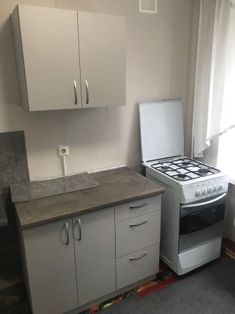 Здам 1ккв Львівське ш-ОККО.Космет.Част.меб/техн.Поряд. людям Безтварин - фото 1