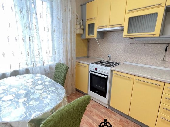 Здам квартиру 2к. у центрі Вишневого Святоюріївська Вишневое