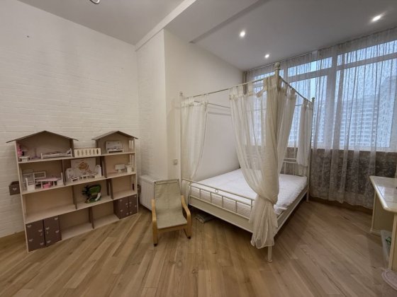 Простора 4-кімнатна квартира м. Вишневе ЖК Аквареі 2 Вишневое